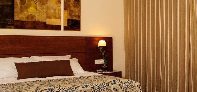 מלון קיסר פרמייר ירושלים - חדרים