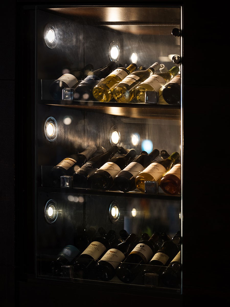 לובי בר לובי בר